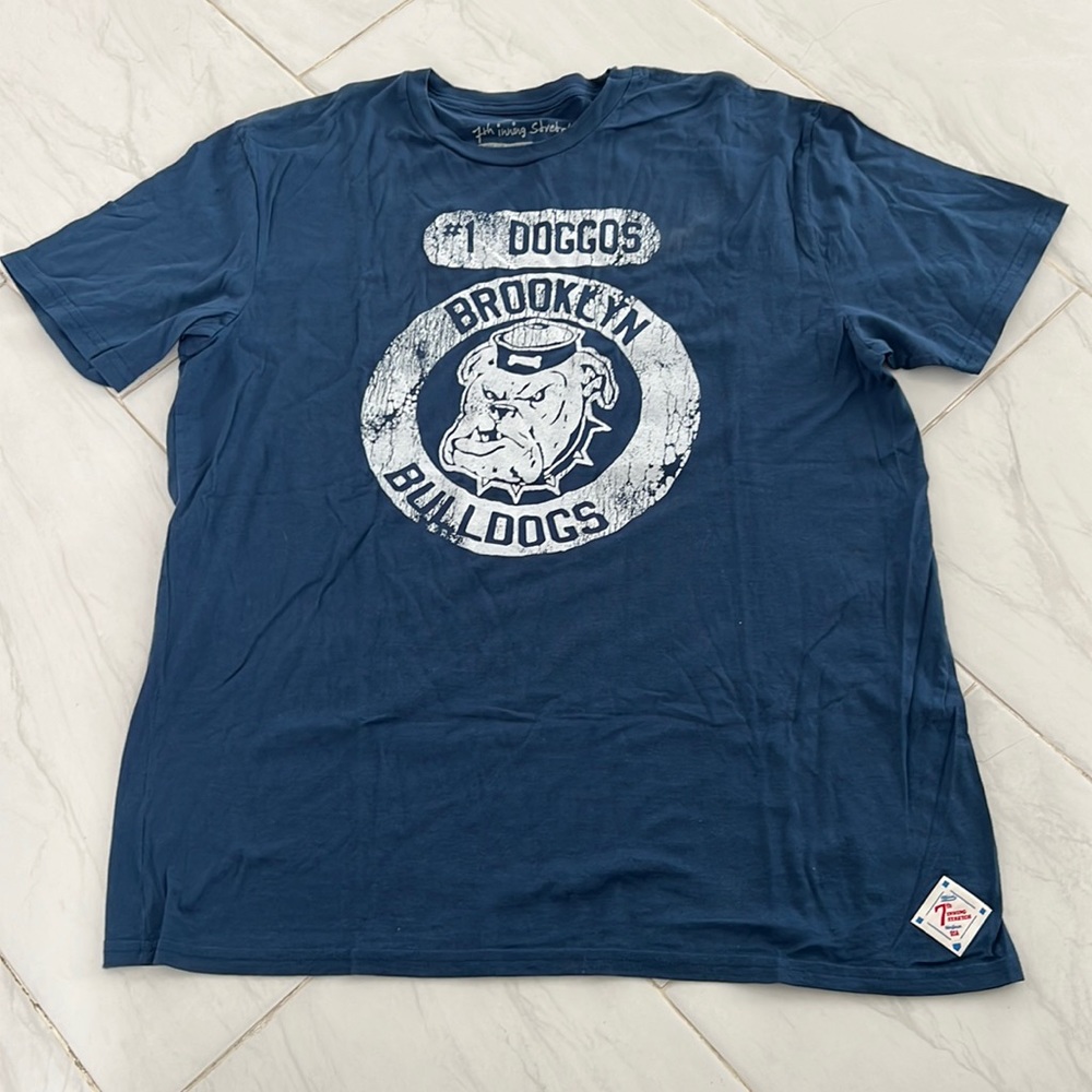 NWOT 7th Inning Stretch Brooklyn Bulldogs Mens t shirt